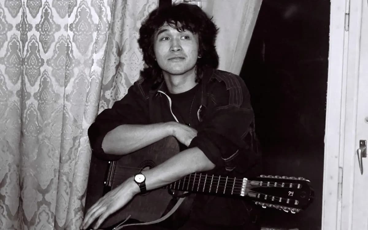 Живой. Цой как голос целого поколения